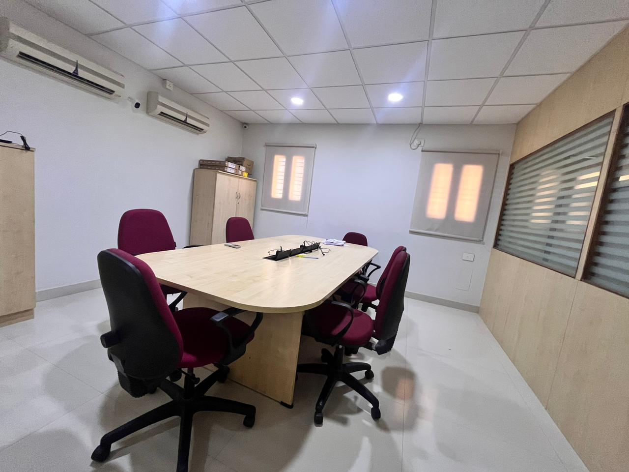 Aminities and facilities-Conference room