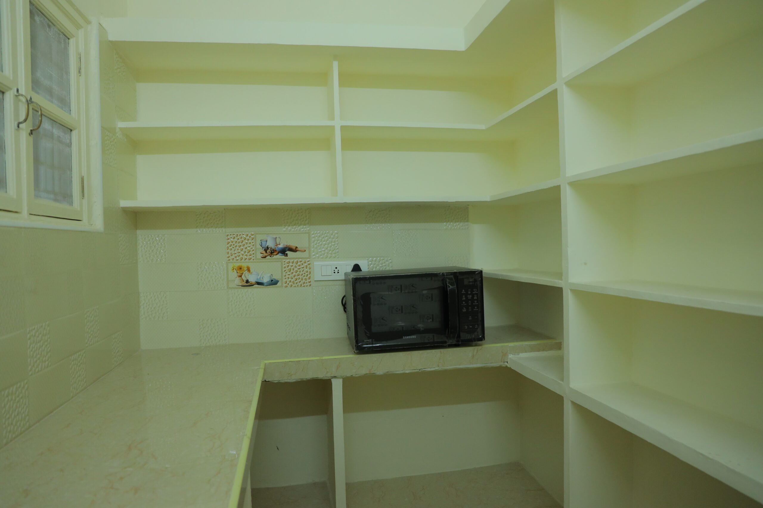 Aminities and facilities-kitchen for cook